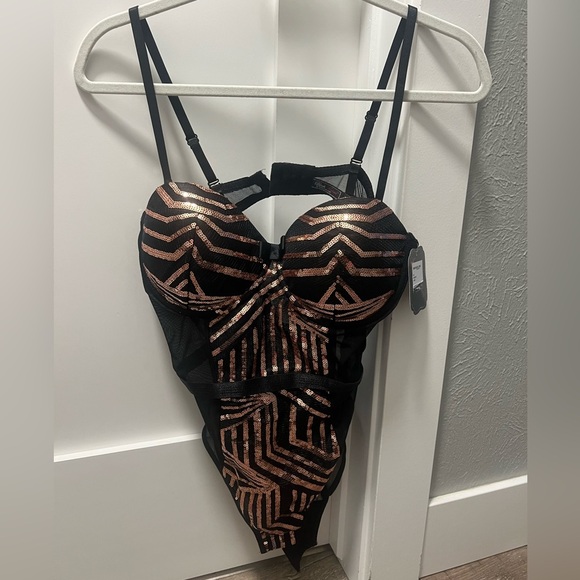 Dreamy Sequin Mesh Bodysuit SECRET LACE Gold Sequin Panel - Picture 5 of 10